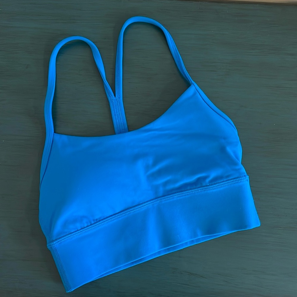 Gorgeous bright blue T strap Lululemon bra. Perfect condition!